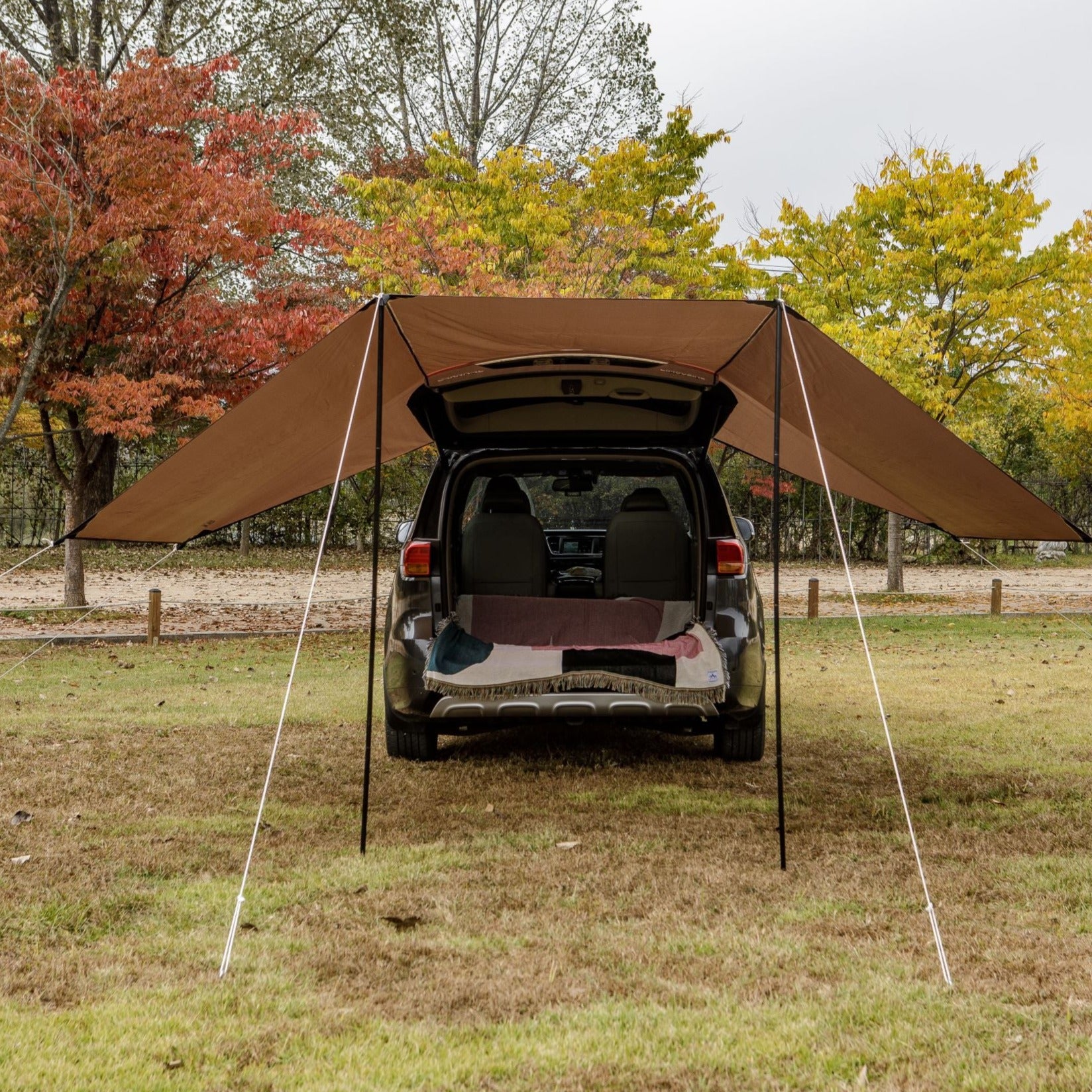 Car tarp outlet tent